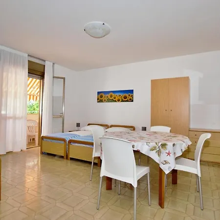 Residenza Canova Apartment